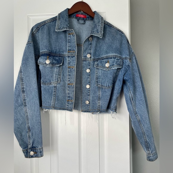 Fashion Nova Jackets & Blazers - Cropped jean jacket